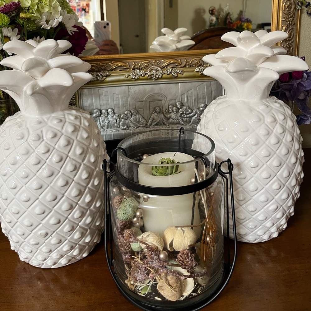 Two Decorative pieces